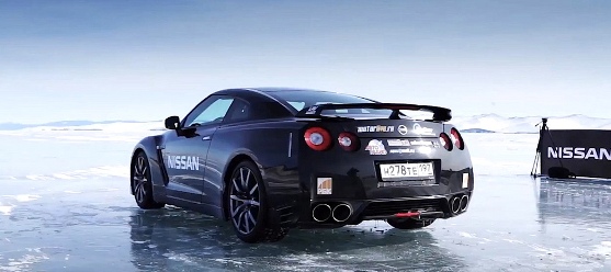 Nissan GT-R рекорд скорости на льду