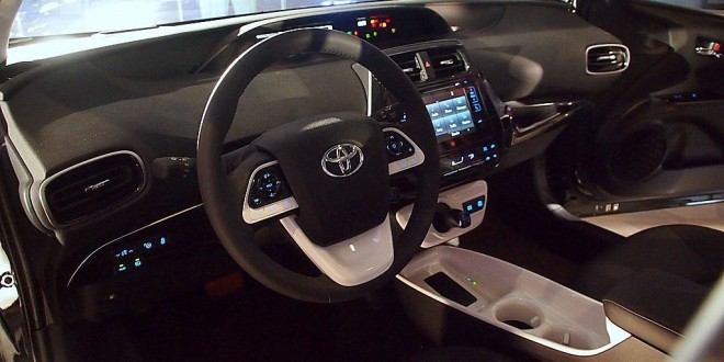 2016 Toyota Prius дебют в Лас-Вегасе