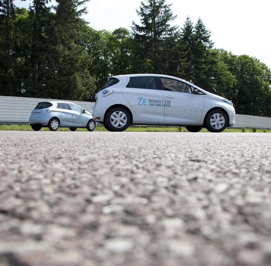 Электромобиль Renault Zoe в течение 24 часов проехал 1618 км и установил новый мировой рекорд